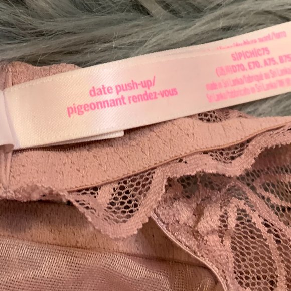 NWOT Victoria's Secret PINK Lace Date Bra, Small - Picture 6 of 7